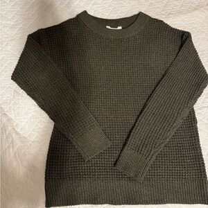 Time and Tru Olive Green Waffle Knit Crewneck Sweater
